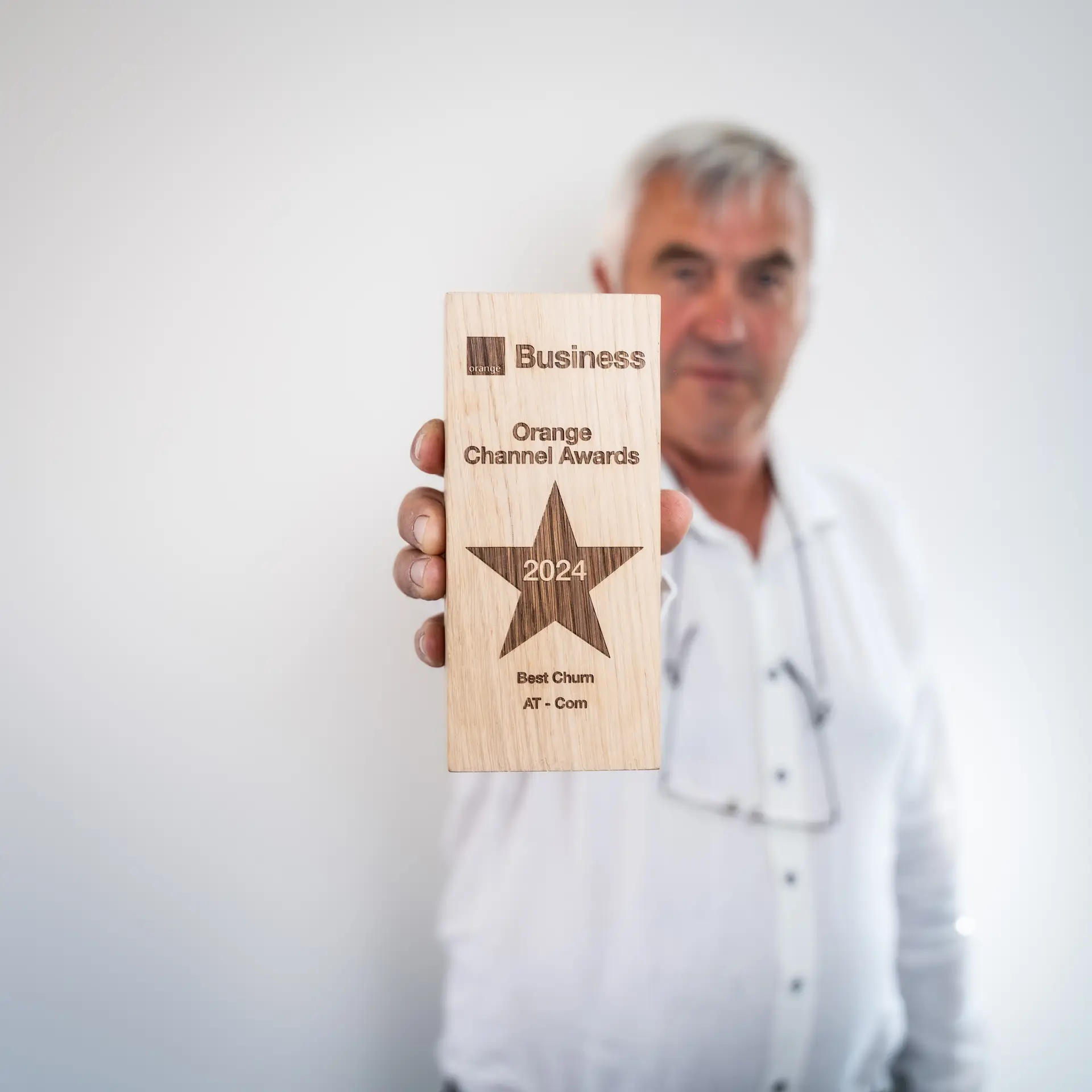 AT-COM wint Orange Channel Award 2024 – erkend als betrouwbare telecom- en IT-partner voor Belgische bedrijven.